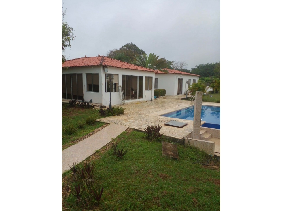 VENTA DE CASA EN CONDOMINIO PRIVADO CON 4 ALCOBAS EN TURBACO - 3