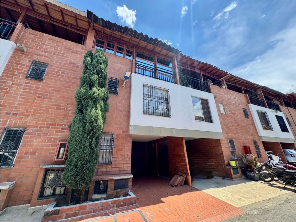 Venta de Casa en Condominio Valle del Lili Cali - 1
