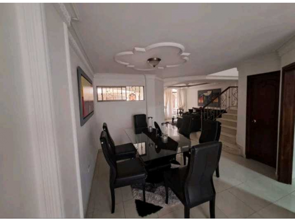 Venta de casa en conjunto barrio Los Alpes — foto 3