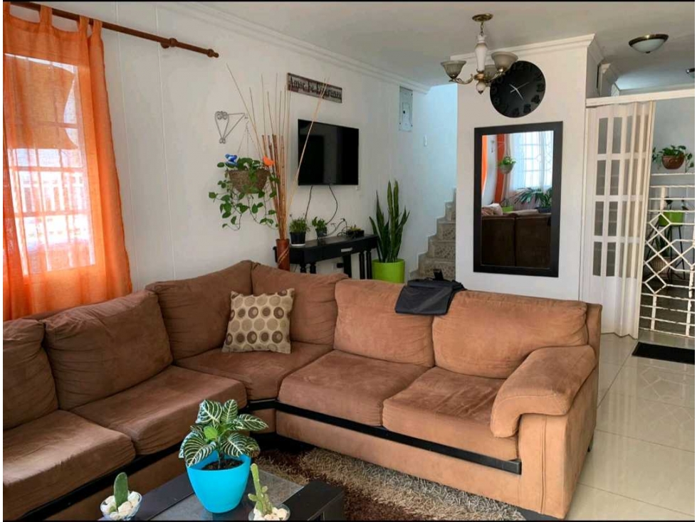 Venta de casa en conjunto ciudad Jardinn