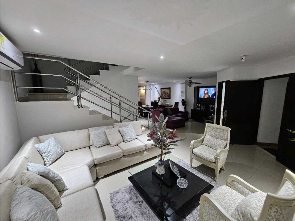 VENTA DE CASA EN CONJUNTO EN VILLASANTOS