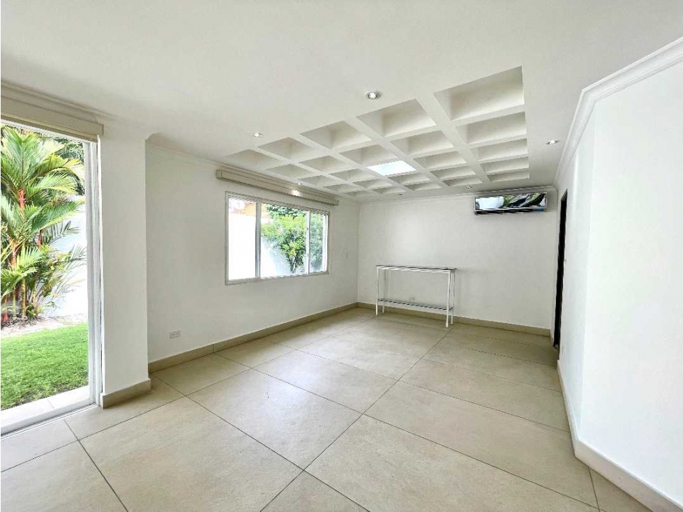 ALQUILER DE CASA EN COSTA DEL ESTE MB — foto 6