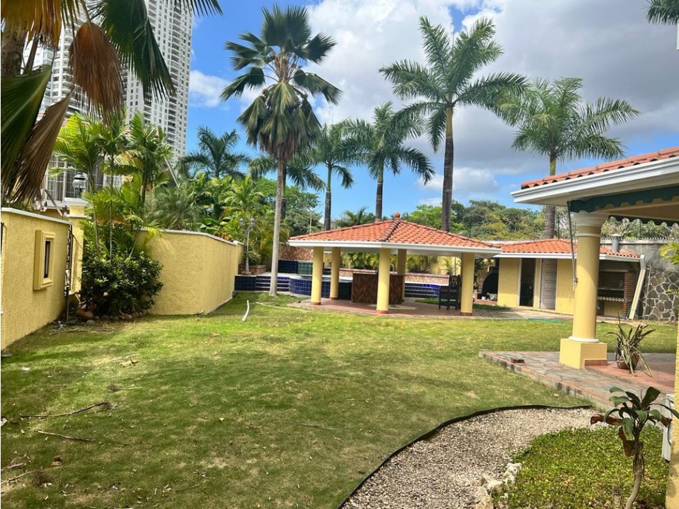 ALQUILER O VENTA DE CASA CON PISCINA EN COSTA DORADA TERRENO 900M2 JP — foto 4