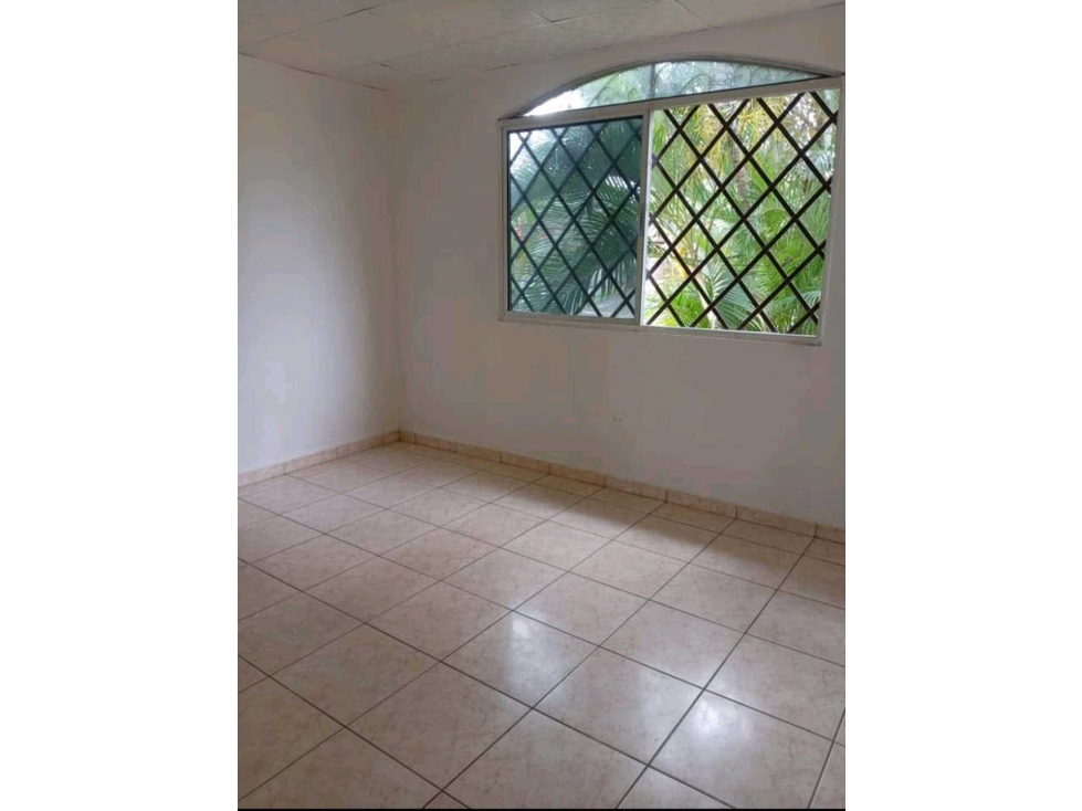 VENTA DE CASA EN DAVID A 15 MINUTOS DE LA CIUDAD - 4