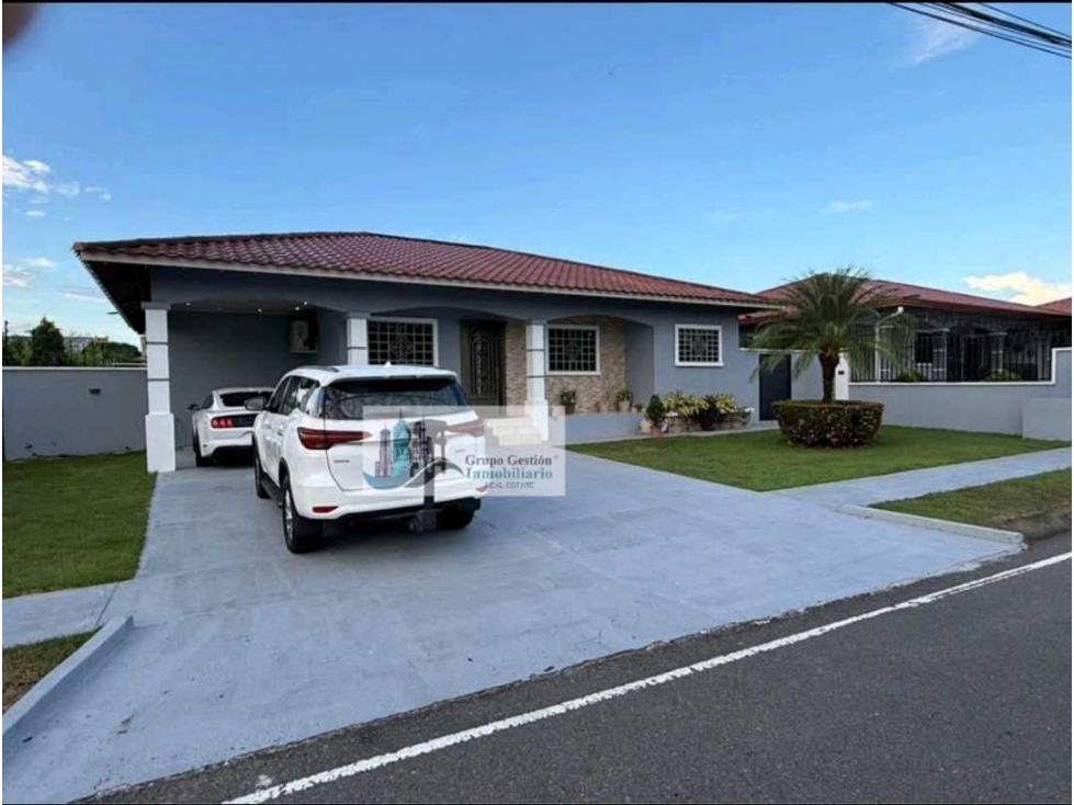 VENTA DE CASA EN DAVID A 5 MINUTOS DE LA INTERAMERICANA