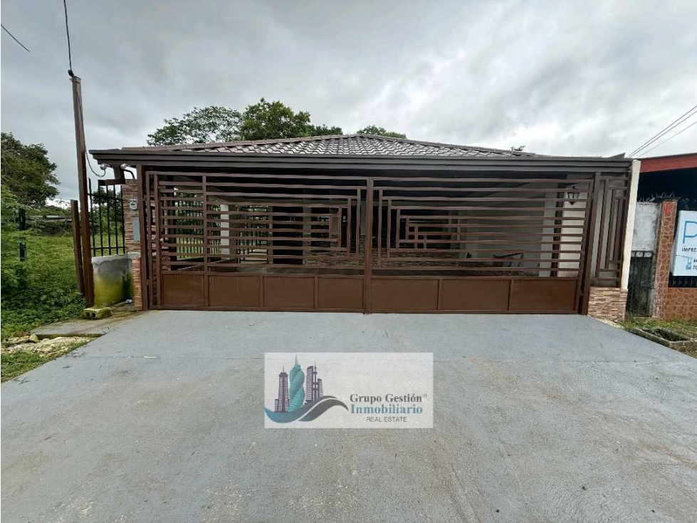 VENTA DE CASA EN DAVID CENTRO CERCADA — foto 2
