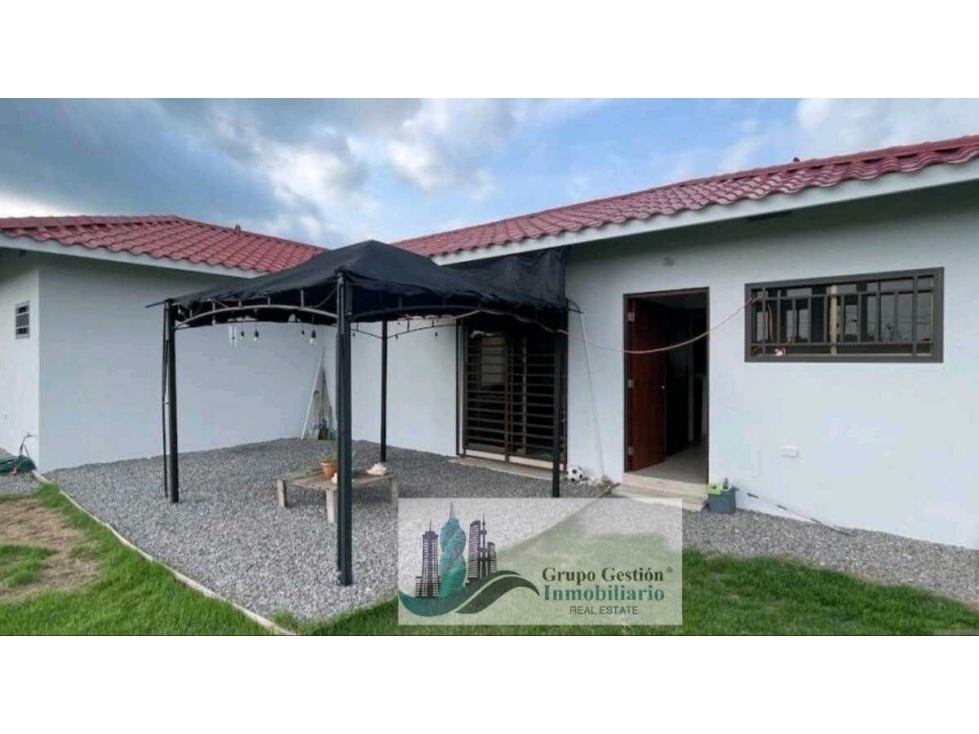 VENTA DE CASA EN DAVID CERCADA ATRAS