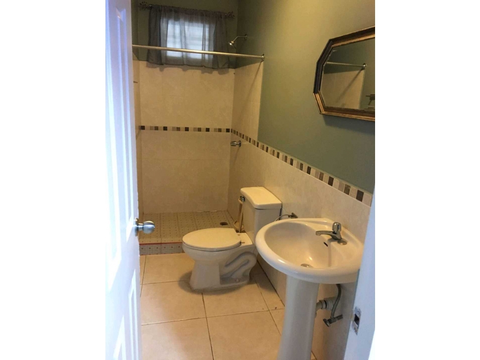 VENTA DE CASA EN DAVID DETRAS DEL MALL COMPLETAMENTE CERCADA — foto 6