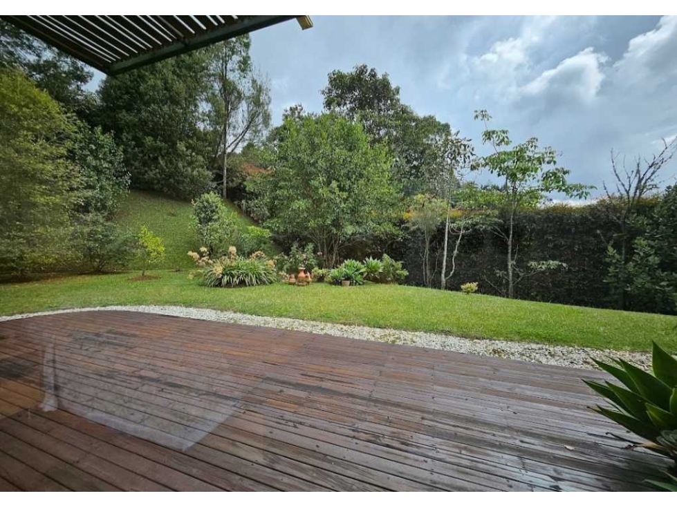 VENTA DE CASA EN EL ALTO DE LAS PALMAS EN UNIDAD CERRADA — foto 5