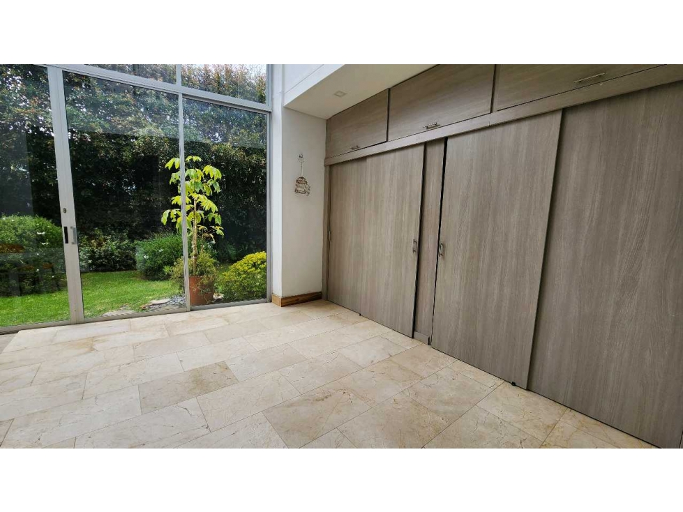 VENTA CASA DE LUJO ALTO DE PALMAS COMODIDAD AMPLITUD Y NATURALEZA — foto 6