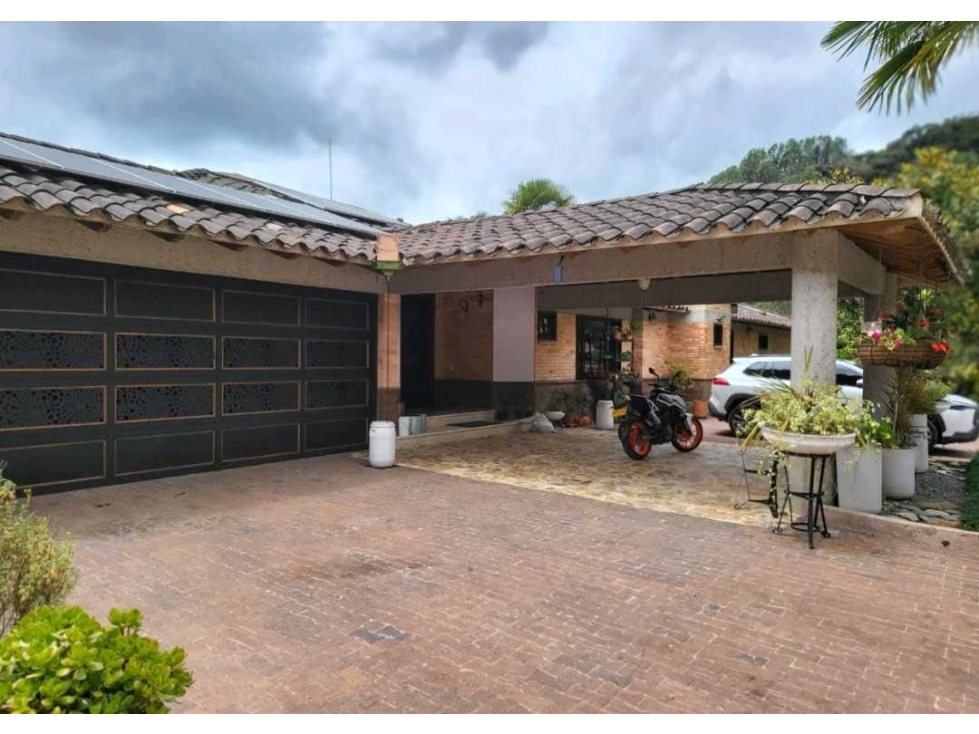 VENTA DE CASA EN EL ALTO DE LAS PALMAS, CON PISCINA PRIVADA. — foto 6