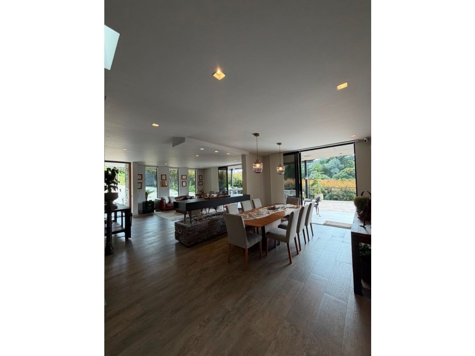 Venta de casa en el alto de las Palmas en unidad cerrada — foto 4