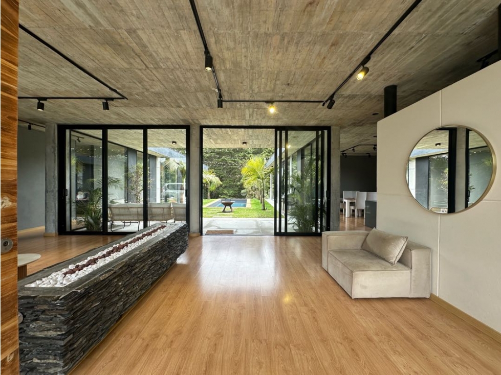 Vendo Casa Campestre con Piscina en el Alto de Palmas de 1 Nivel — foto 3