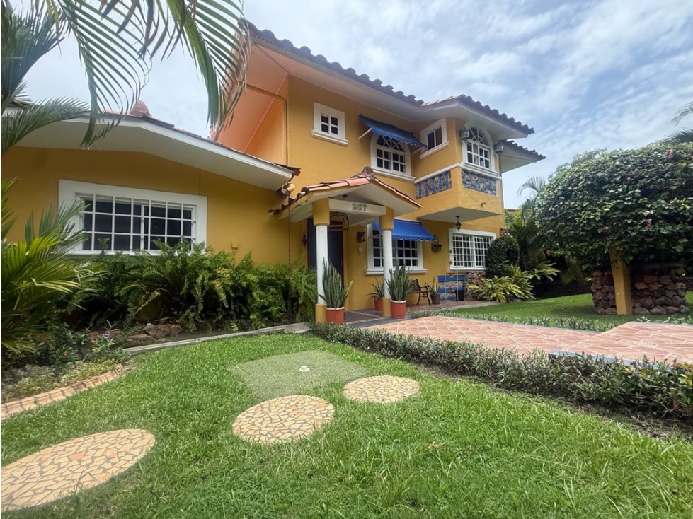 Venta de Casa en el Club de Golf de Coronado, Playa Coronado - 1