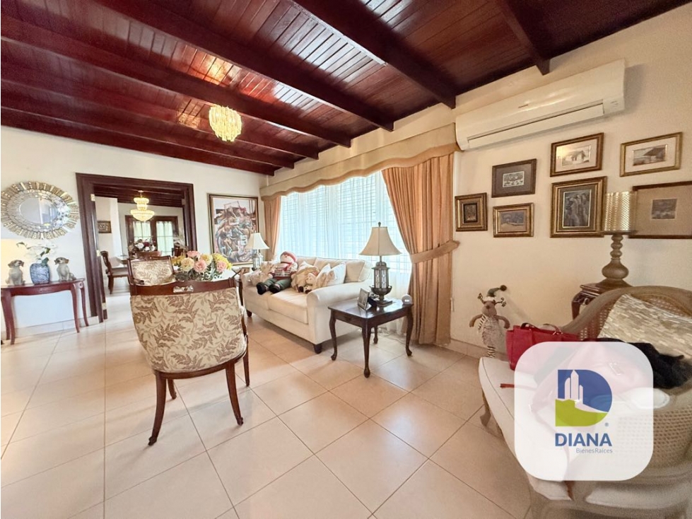 Venta de casa en EL DORADO