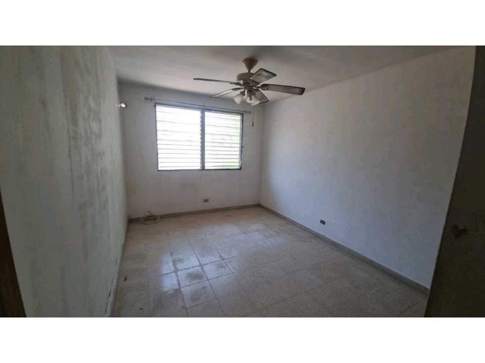 ALQUILER O VENTA DE CASA RESIDENCIAL 300M2 EN EL DORADO — foto 3