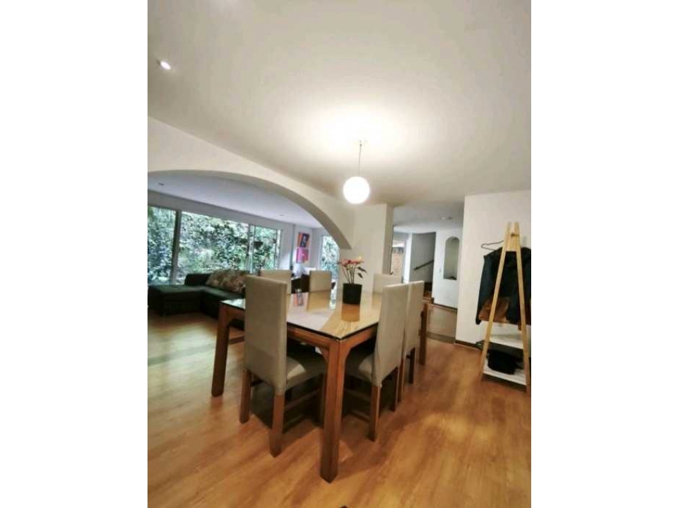 VENTA DE CASA EN EL POBLADO, SECTOR CASTROPOL. — foto 3