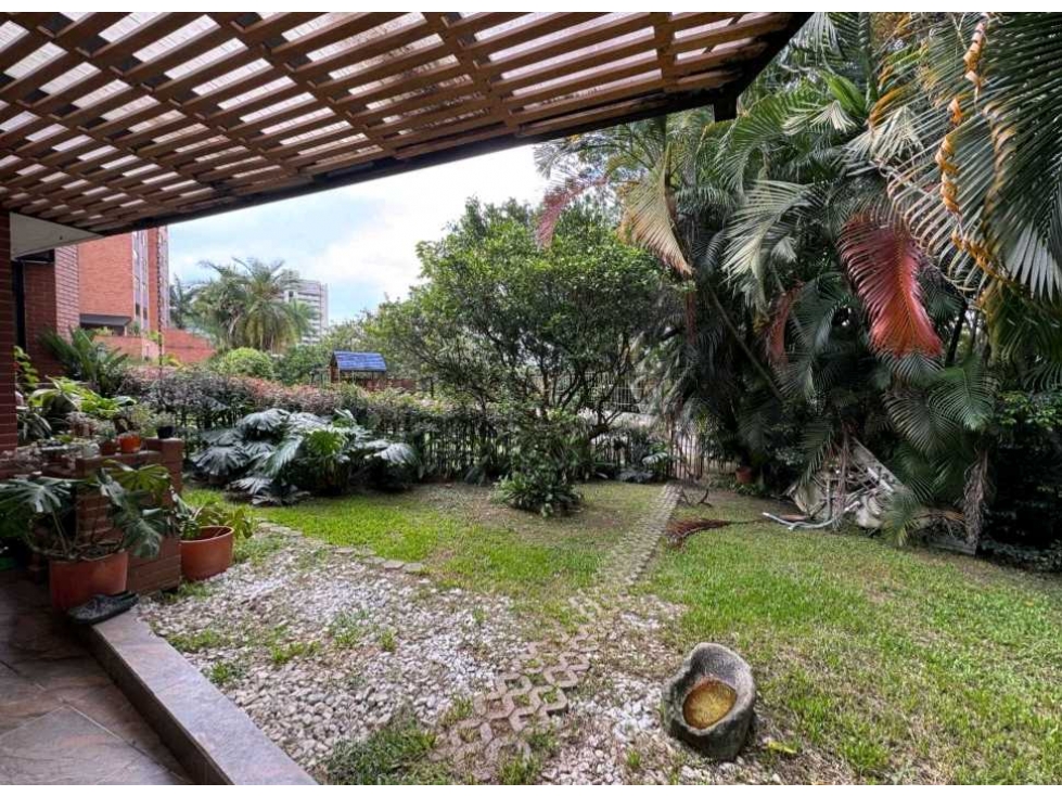 VENTA DE CASA EN EL POBLADO, SECTOR LOS BALSOS.