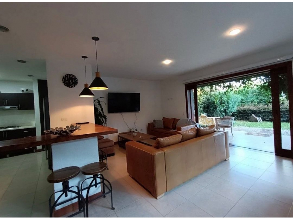 Venta de casa en el Retiro Antioquia dos niveles Unidad cerrada — foto 3