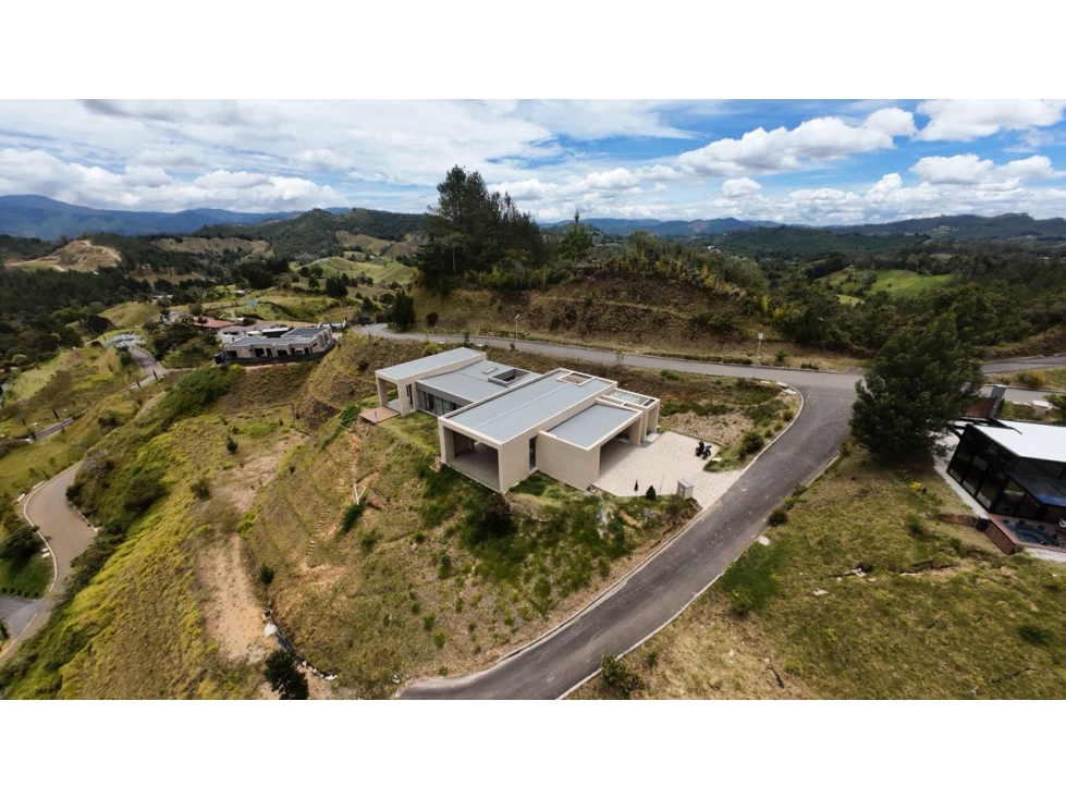 Venta de casa en el Retiro Antioquia Vereda Pantanillo, para estrenar