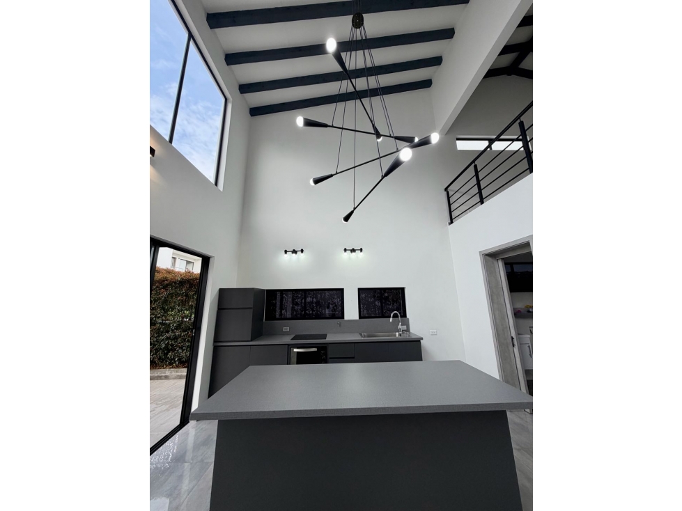 Venta de Casa en el Retiro, Antioquia; condominio cerrado — foto 6