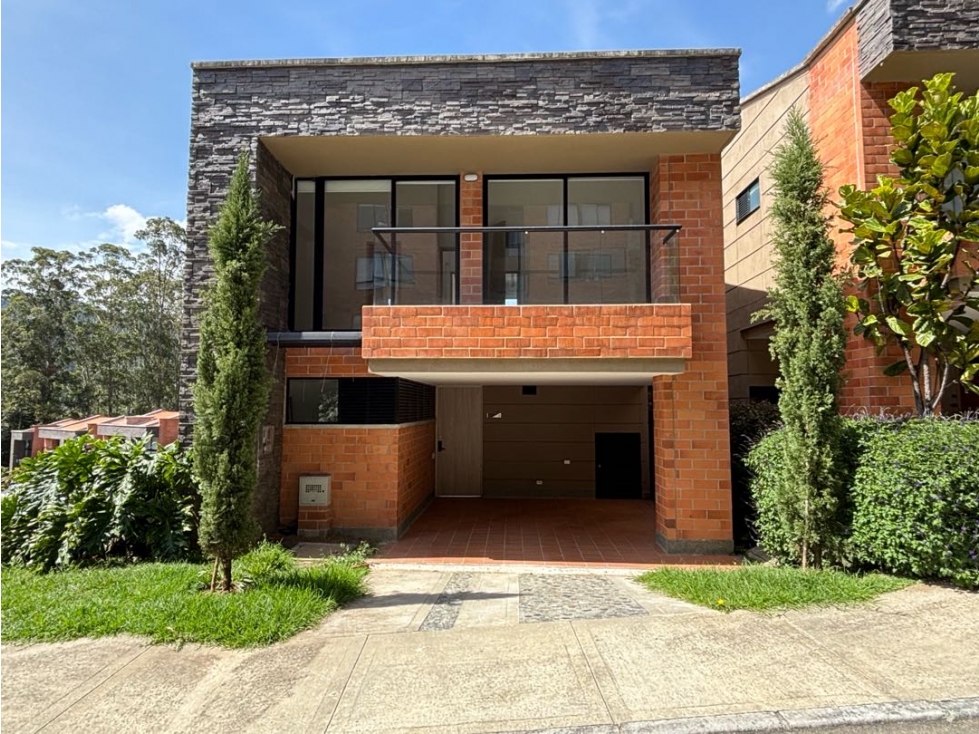 Venta de Casa En El Retiro Unidad Cerca Zona Urbana — foto 2