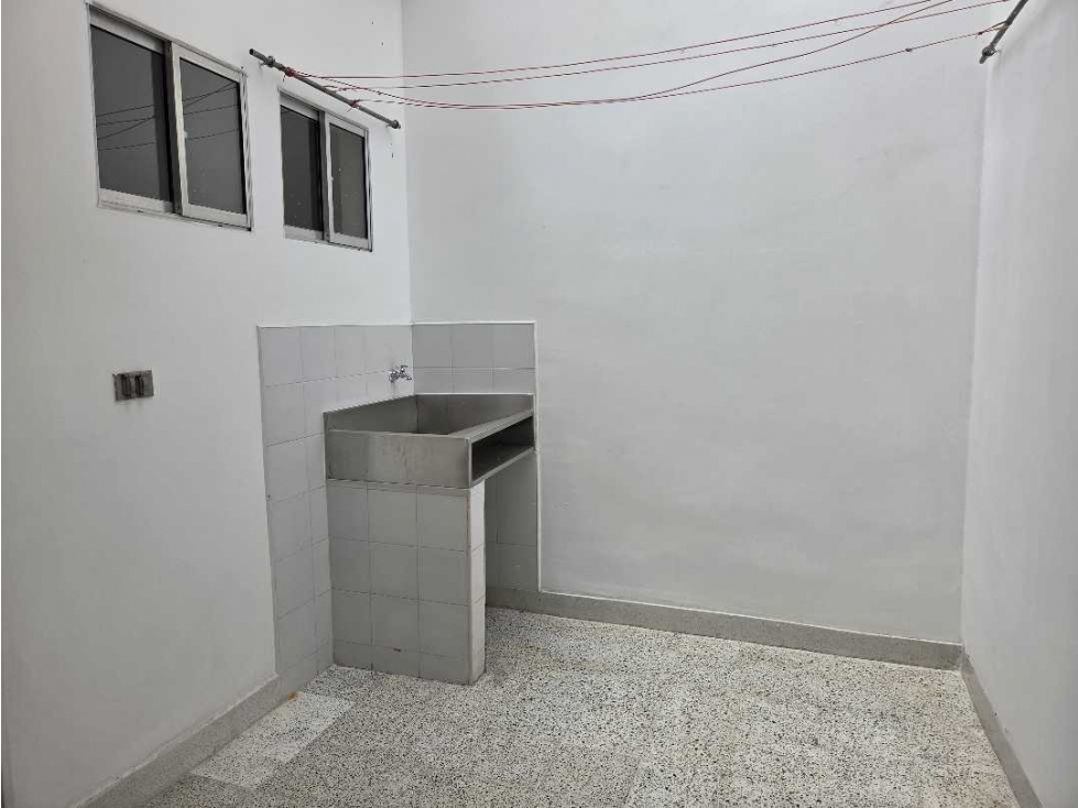 VENTA DE CASA EN EL VELODROMO — foto 6