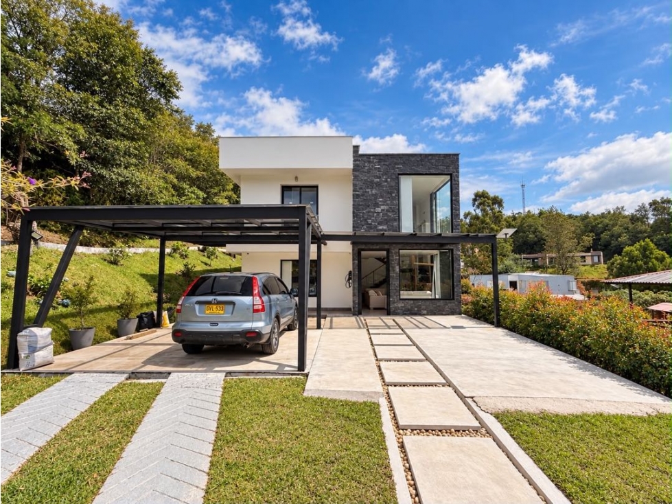 Venta de casa en Envigado Loma del escobero