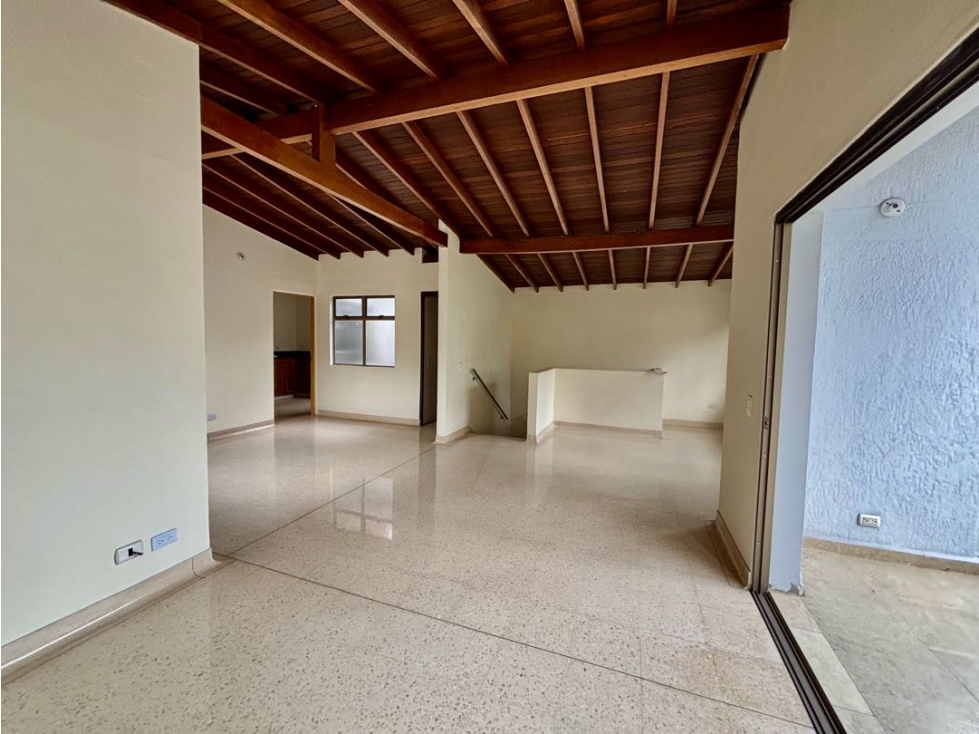 Venta de casa en envigado sector san Marcos ideal para spa o coworking — foto 3