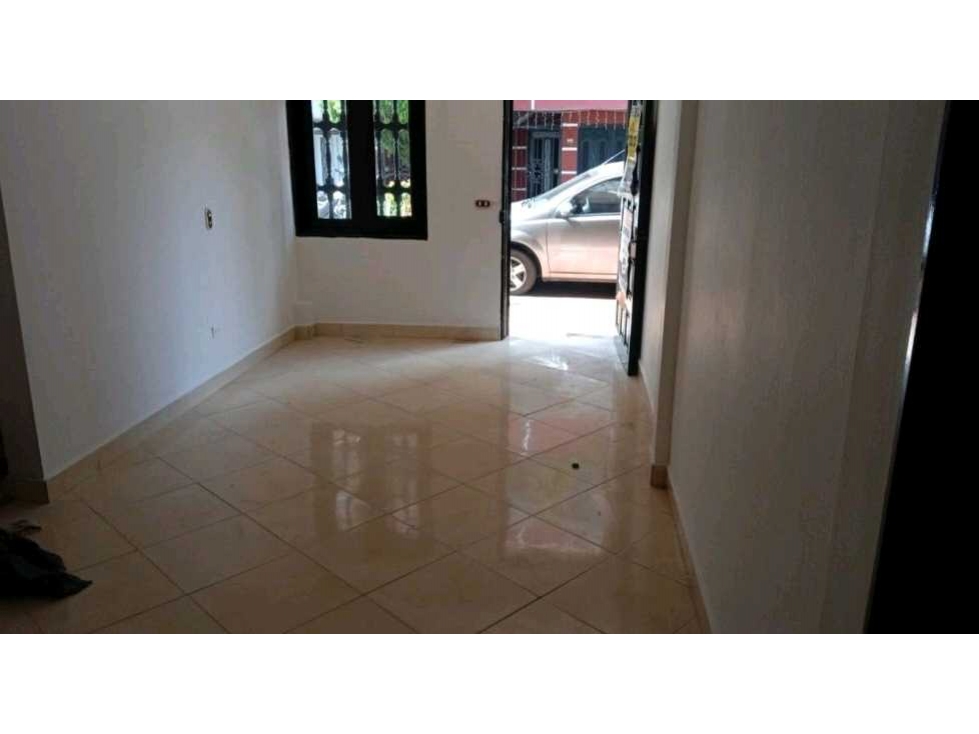 VENTA DE CASA EN ENVIGADO, SECTOR PRIMAVERA. — foto 6