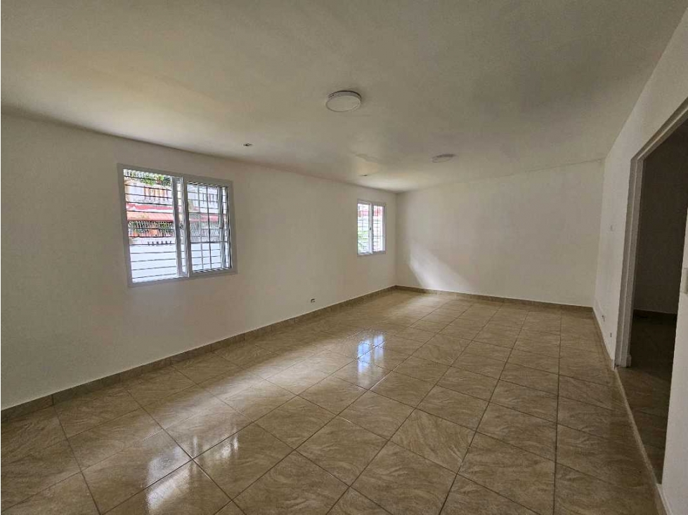 Venta de casa en Hato Pintado, Calle Sauces — foto 2