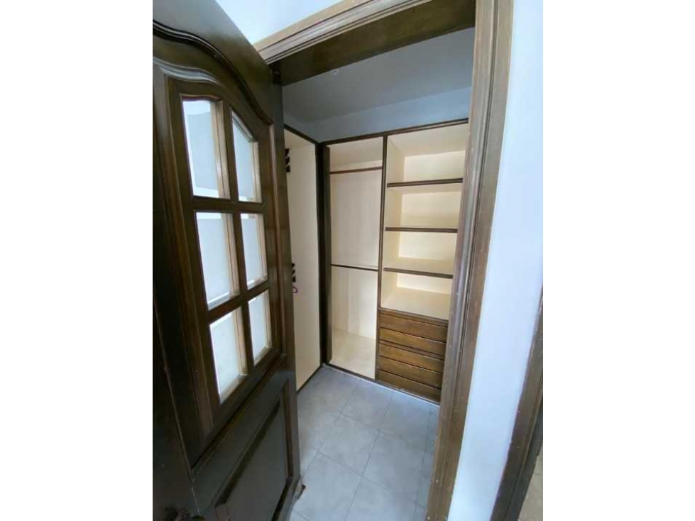 Venta de casa en la calle real de manga.3 pisos — foto 3