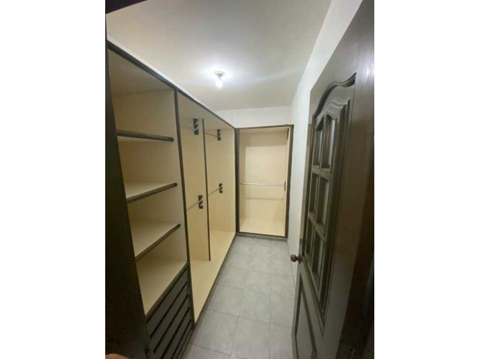Venta de casa en la calle real de manga.3 pisos — foto 4