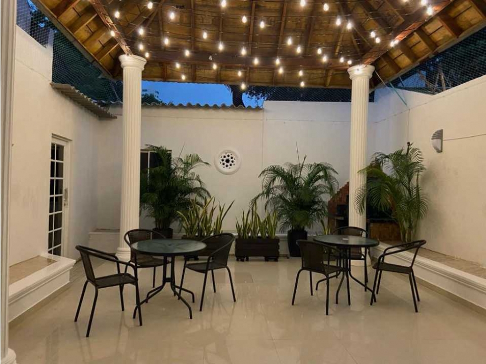 Venta de casa en la calle real de manga.3 pisos