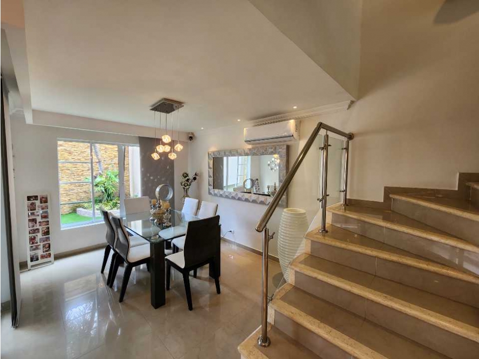 VENTA DE CASA EN LA CASTELLANA — foto 5