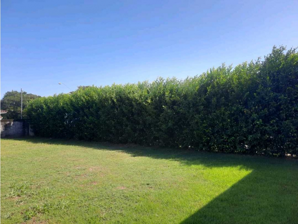 VENTA DE CASA EN LA FONTANA CON GARITA DE SEGURIDAD 846 METROS — foto 3