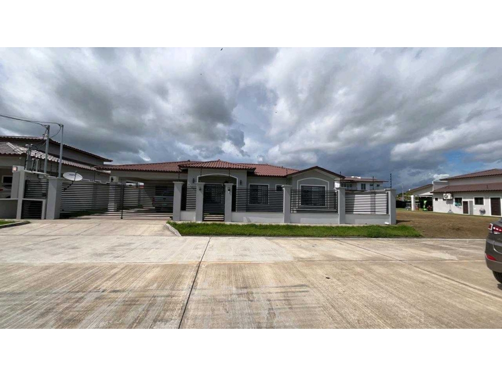 VENTA Y ALQUILER DE CASA EN LA FONTANA. 5 RECAMARA CERCADA