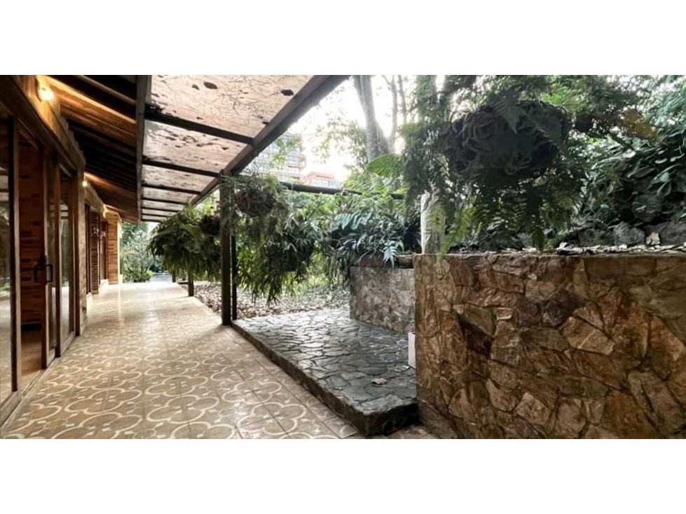 VENTA DE CASA EN LA LOMA DE LAS BRUJAS DE UN NIVEL. — foto 3