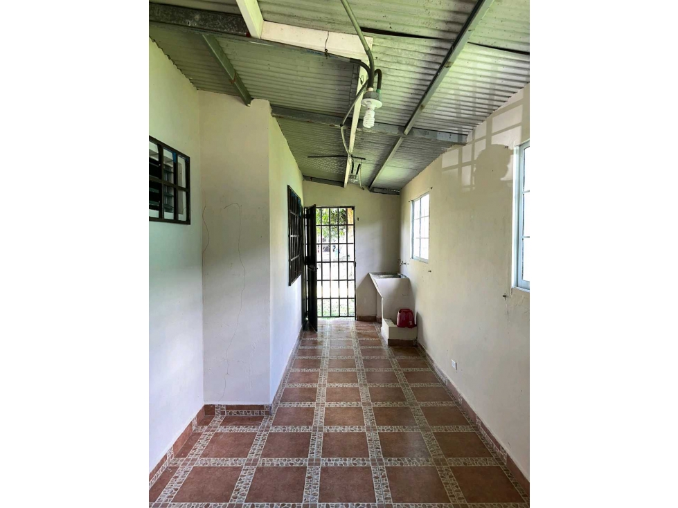 VENTA DE CASA EN LAS LOMAS — foto 4