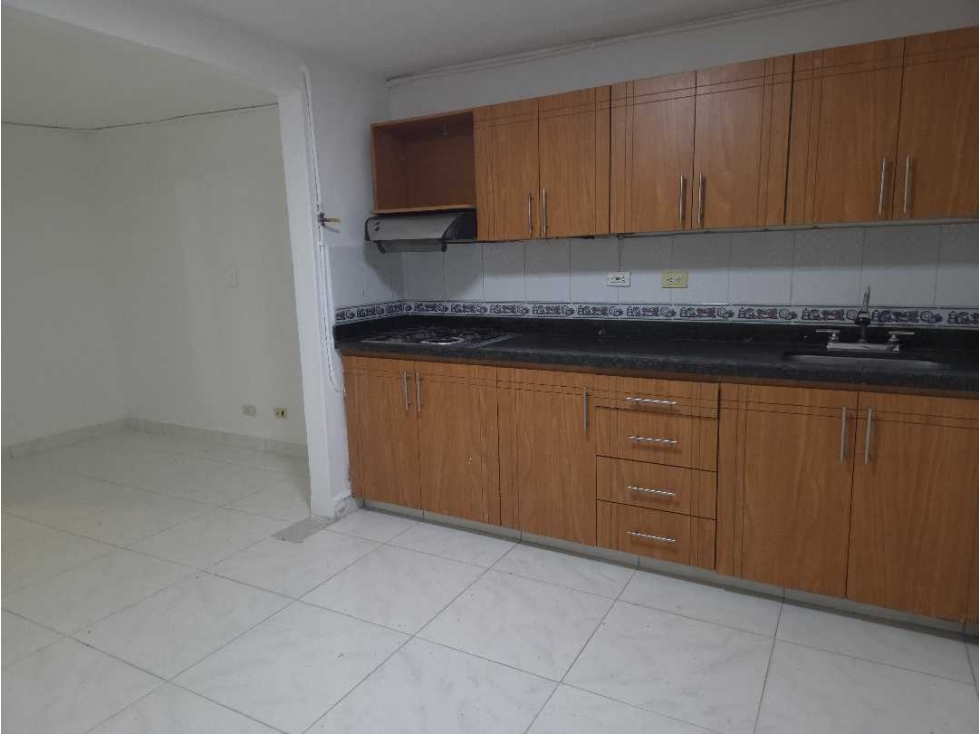 VENTA DE CASA EN LAURELES - LORENA — foto 6
