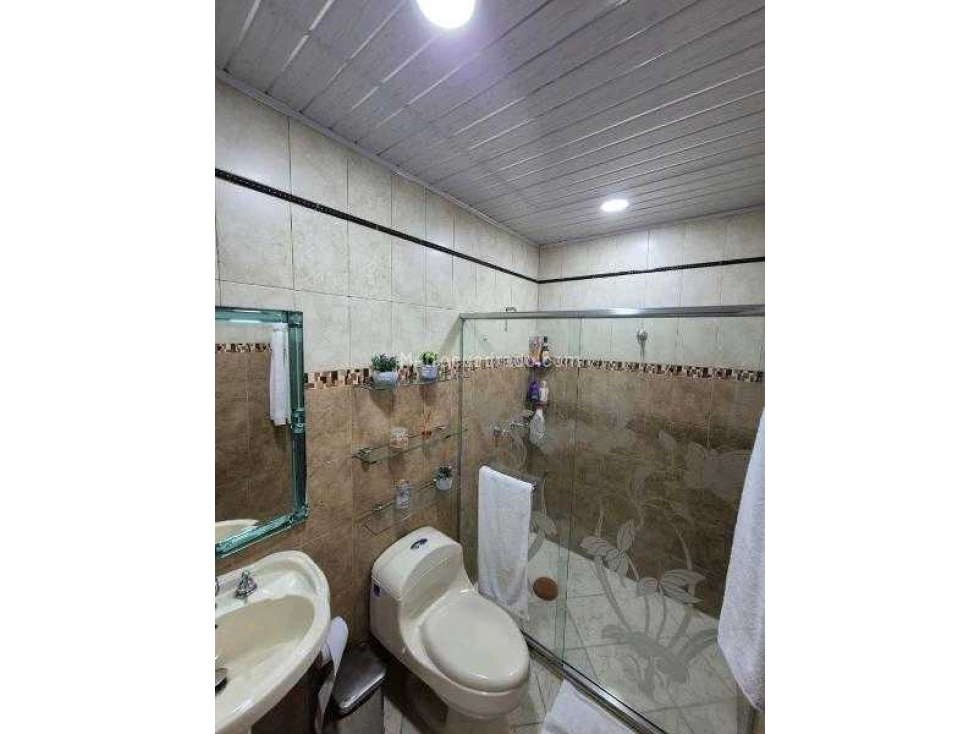 Venta de casa en Laureles, Medellín — foto 5