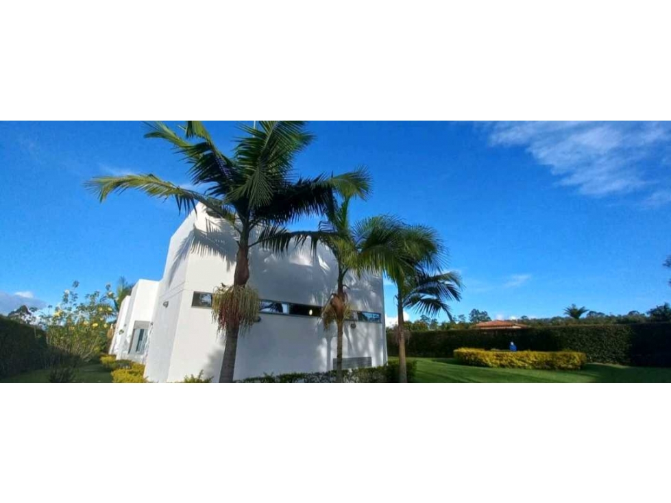 VENTA DE CASA EN LLANOGRANDE.