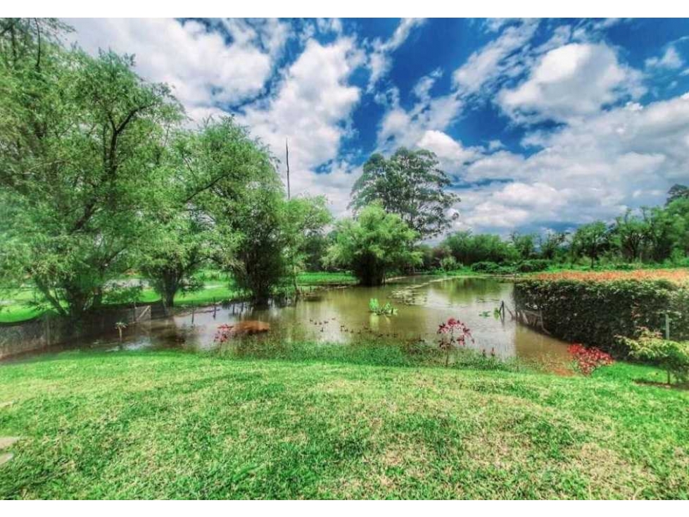 VENTA DE CASA EN LLANOGRANDE CON LAGO PRIVADO. UN SOLO NIVEL. — foto 5