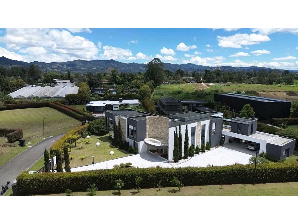 Venta de casa en Llanogrande, Rionegro
