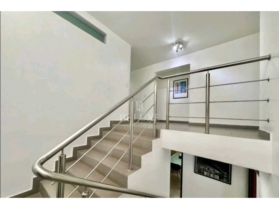 VENTA DE CASA EN OBARRIO - 2