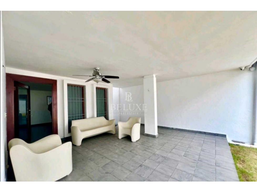 VENTA DE CASA EN OBARRIO - 5