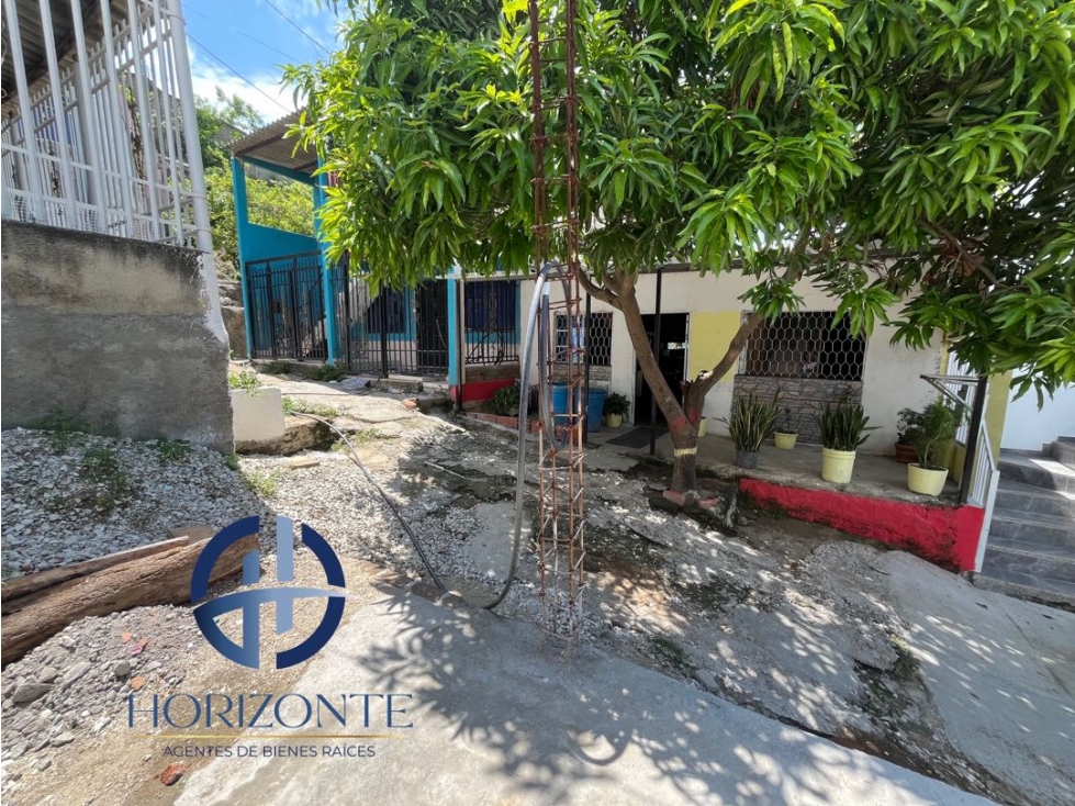 VENTA DE CASA EN OBRA GRIS EN LA ROSALIA — foto 2