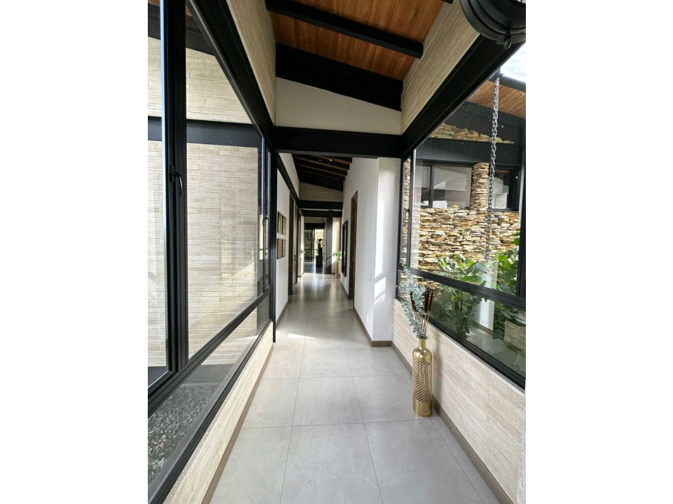 Venta de Casa en Parcelación El Retiro Vereda Pantanillo 308 m2 - 6