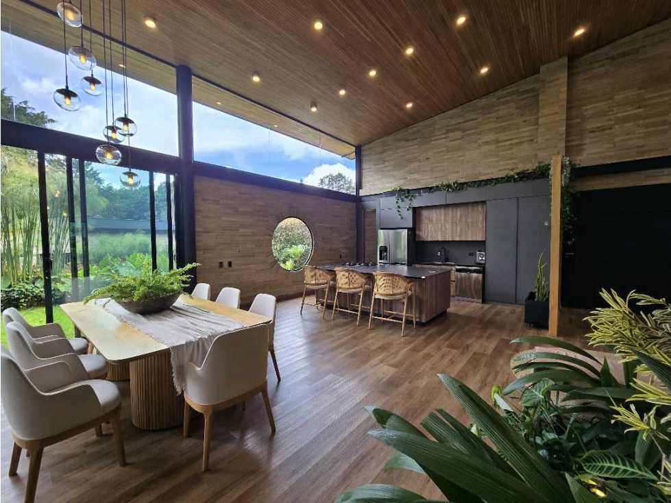 Venta de casa en parcelación en el Alto de Las Palmas — foto 2
