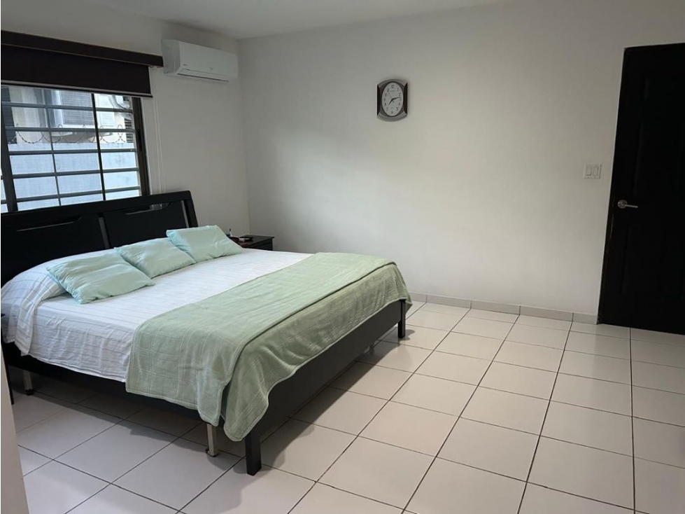 VENTA DE CASA EN PARQUE LEFEVRE - 3